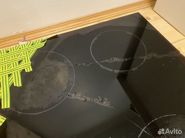 Индукционная плита 4 конфорки на запчасти