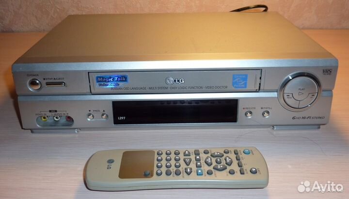 Видеомагнитофон LG L297