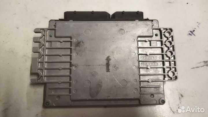 Блок управления двигателя Nissan Almera 2006-13