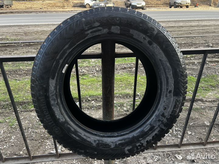 Continental AllSeasonContact 225/65 R17