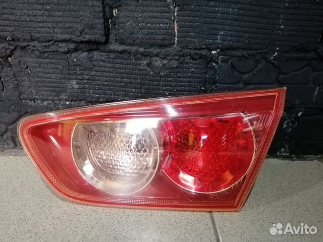 Фонарь внутренний задний правый Mitsubishi Lancer