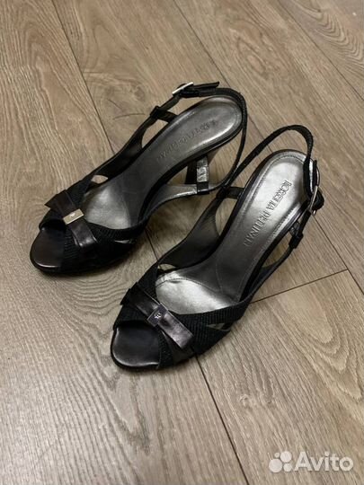 Босоножки женские