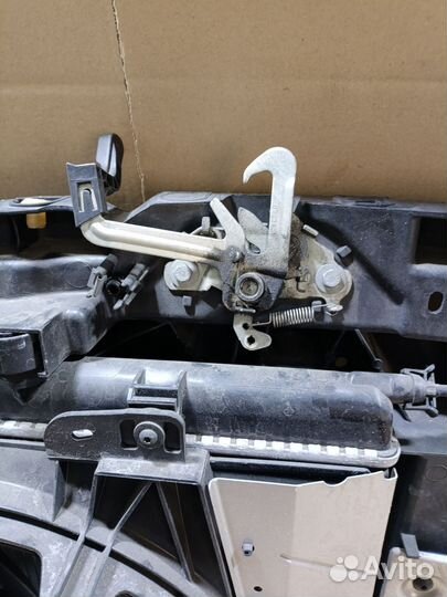 Радиатор двс Citroen Ds3