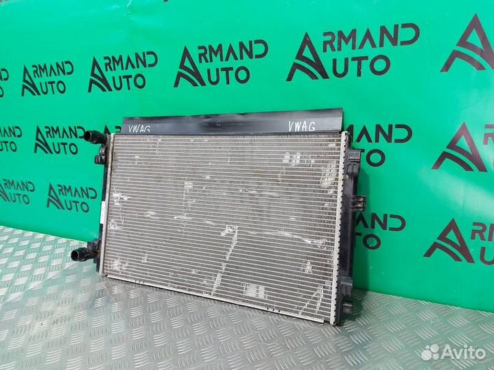 Радиатор двигателя (двс) Volkswagen Tiguan 2