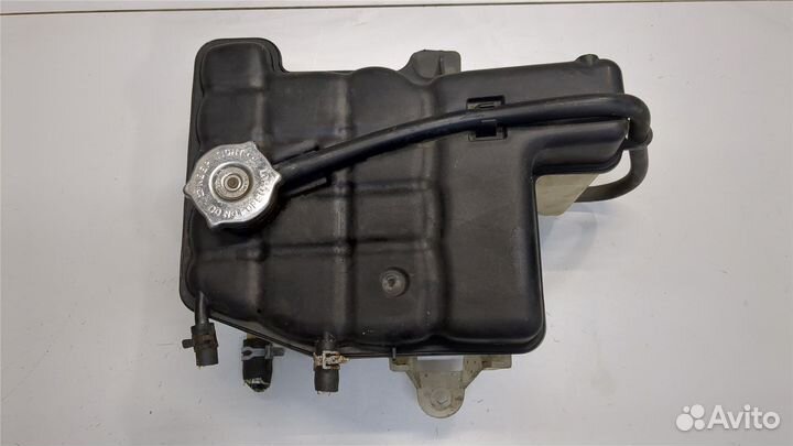 Бачок расширительный Jeep Grand Cherokee, 2005