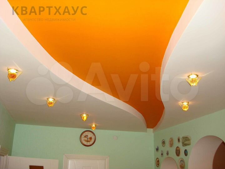 Коттедж 335,5 м² на участке 6 сот.