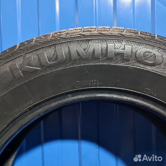 Kumho Solus KL21 235/65 R17