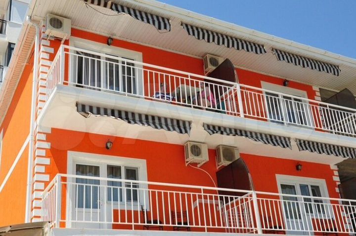 Комната 45 м², 2/2 эт.