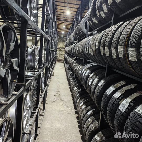 Zeta Antarctica Ice 215/65 R16 102T