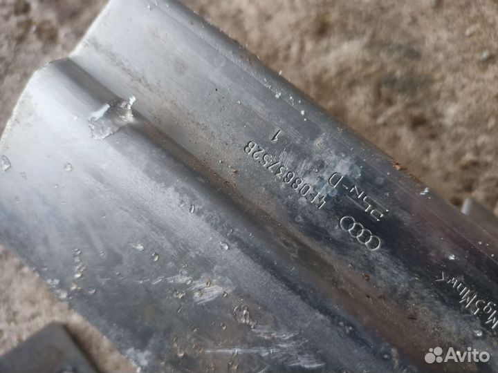 Канал для кабелей зад левый пр Audi A8 4E/D3 BPK