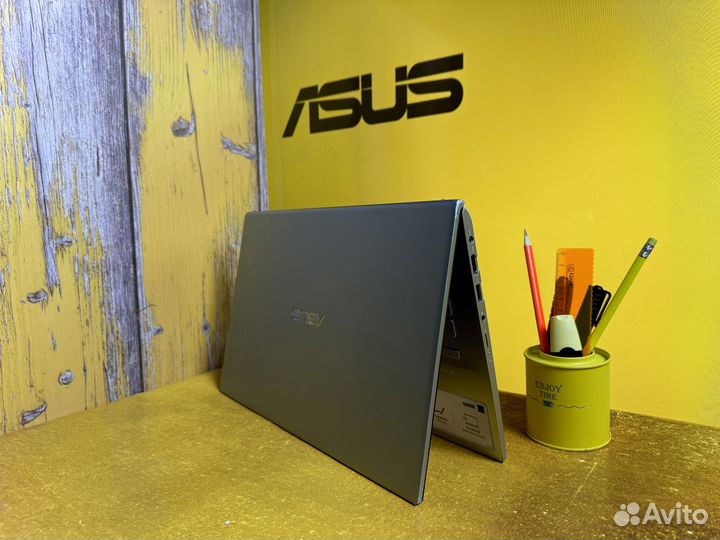 Легкий рабочий Asus / Intel Core i7 / SSD