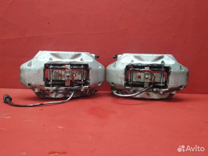 Суппорт передний Volkswagen touareg nf