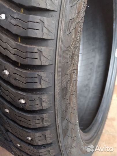 Nokian Tyres Hakkapeliitta 10p 245/45 R18 100T