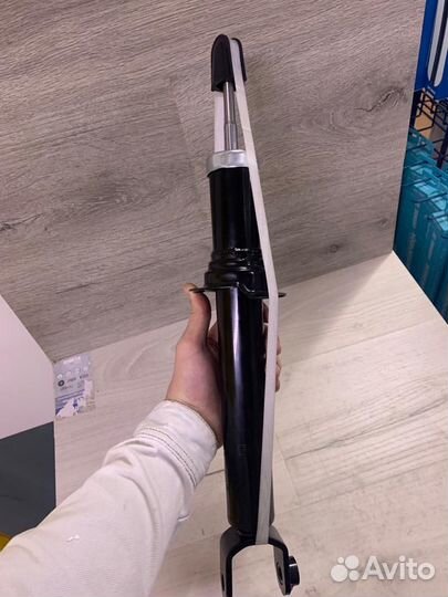 Амортизатор задний газовый Chevrolet Epica (05-12)