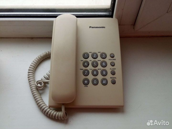 Телефон panasonic