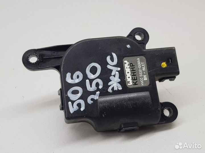 Моторчик привода заслонок отопителя