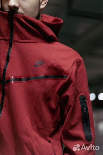 Мужская спортивная одежда Nike Tech Fleece