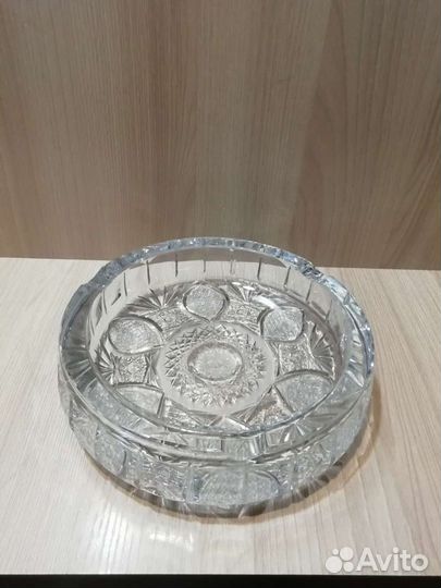 Ваза хрустальная