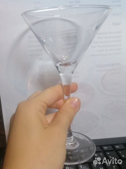 Бокалы под мартини