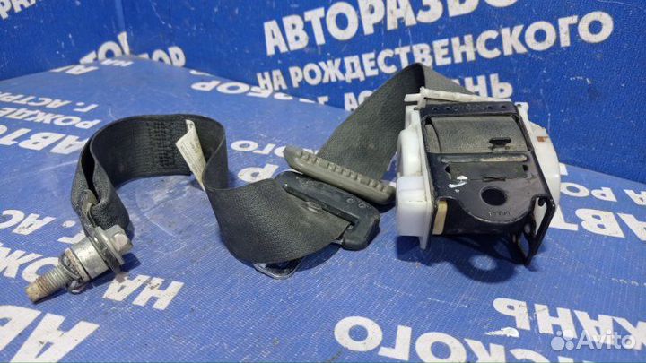 Задний правый ремень безопасности Nissan Murano