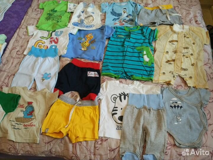 Бортики в кроватку+ вещи для новорожденного