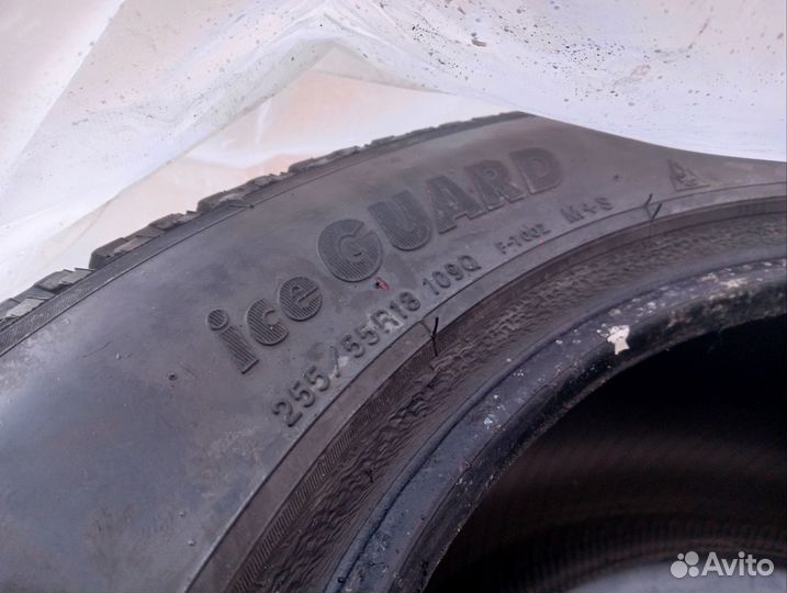 Yokohama Ice Guard F700Z 255/55 R18