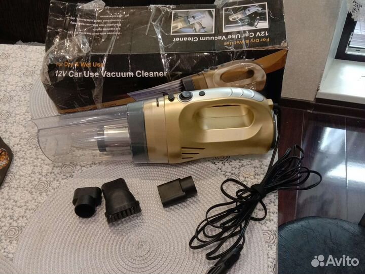 Автомобильный пылесос