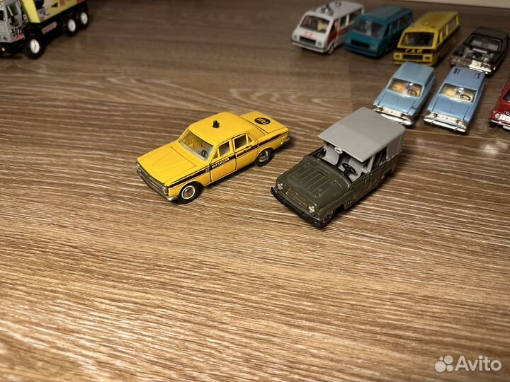 1:43 СССР: газ 24 А14, УАЗ 469 А34, Москвич 403