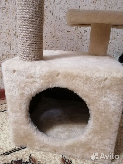 Домик для кошки с когтеточкой бу