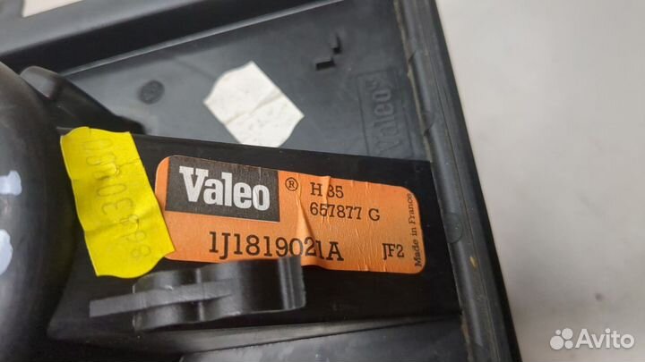 Двигатель отопителя Volkswagen Bora