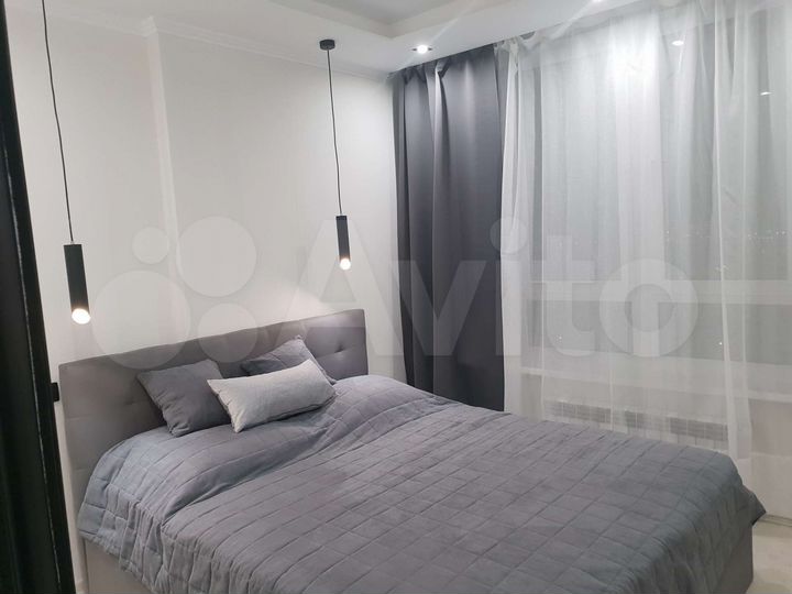 Квартира-студия, 50 м², 17/18 эт.