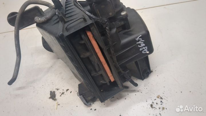 Корпус воздушного фильтра Nissan Qashqai, 2010