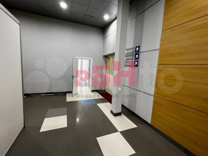 Офис с переговорной 40 кв.м в Центре с парковкой