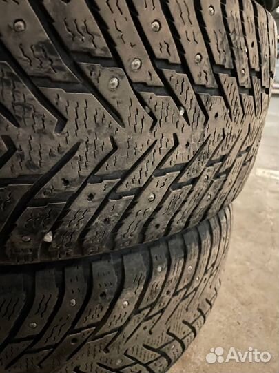 Nokian Tyres Hakkapeliitta 8 215/55 R17 98T