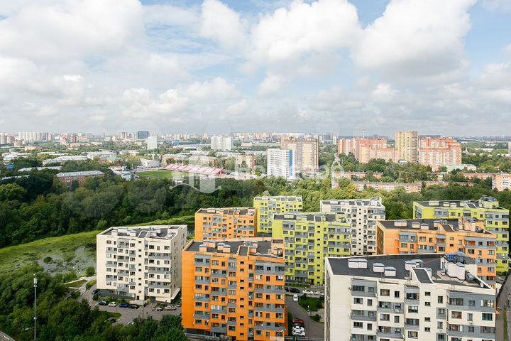 2-к. квартира, 80 м², 23/25 эт.