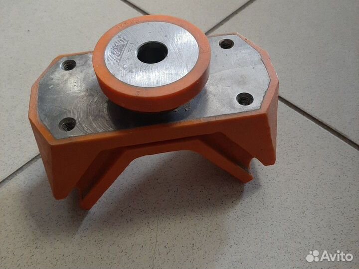 Подушка двигателя Inter 9200 задняя верхняя