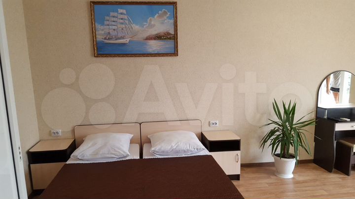 Комната 45 м², 2/2 эт.