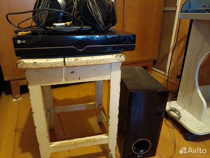 Домашний кинотеатр 5.1 LG HT355SD