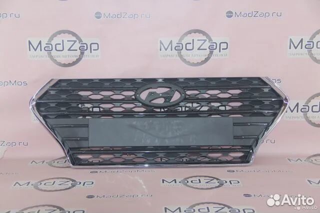 Решетка радиатора Hyundai Solaris 2 2017-2020