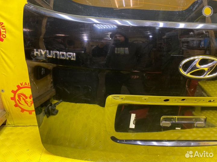 Крышка багажника Hyundai Grand Starex/H1 2.5 D4CB