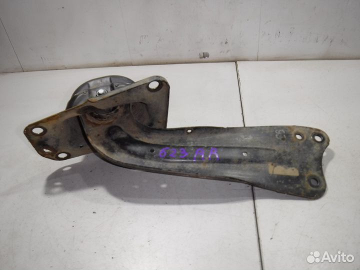 Рычаг задний продольный Skoda Octavia A5