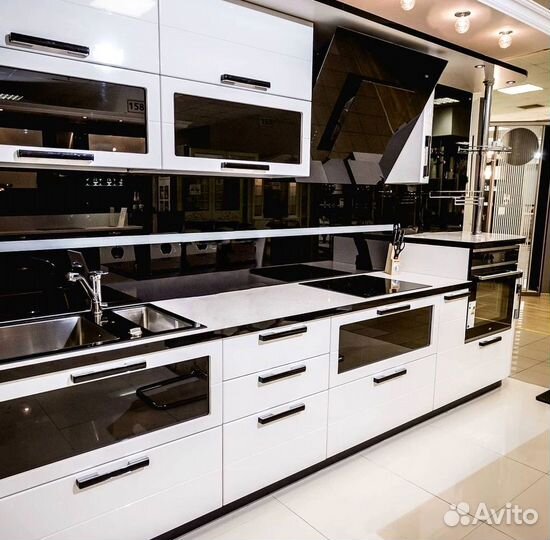 Прямая кухня по размерам заказчика