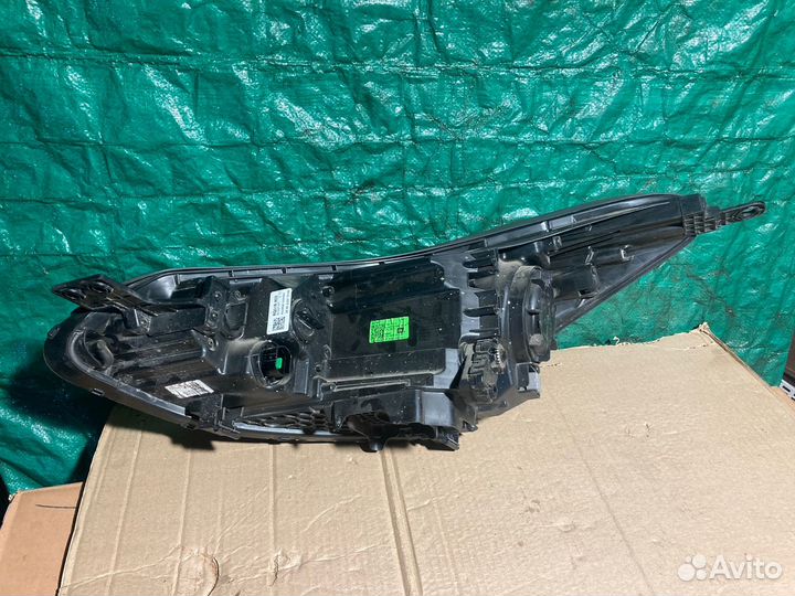 Фара правая Kia Sportage Киа Спортейдж 2016+