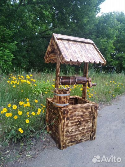 Колодец декоративный