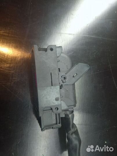 Разъем VAG 3358