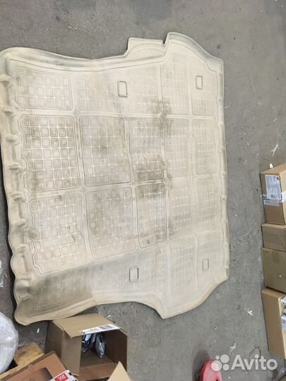 Коврик багажника land cruiser 200