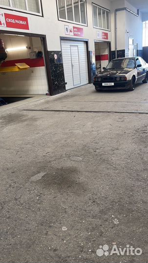 BMW 5 серия 2.5 МТ, 1991, битый, 222 000 км