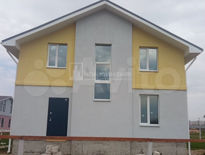 Коттедж 136 м² на участке 6 сот.