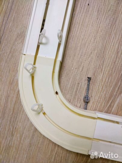 Карниз потолочный