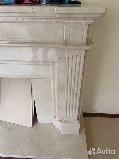 Камин из мрамора